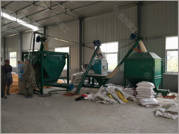 簡(jiǎn)易飼料生產(chǎn)線(xiàn)